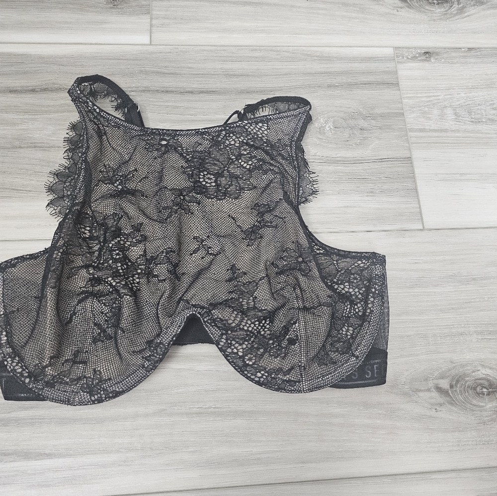 Victorias Secret Balconette Sz 32D